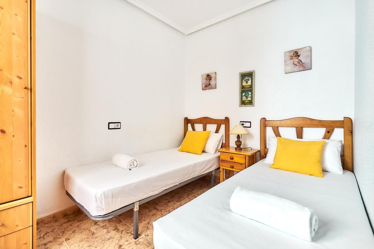 Espanhouse David 2 Bedroom Apartment Torrevieja With Pool Eksteriør billede